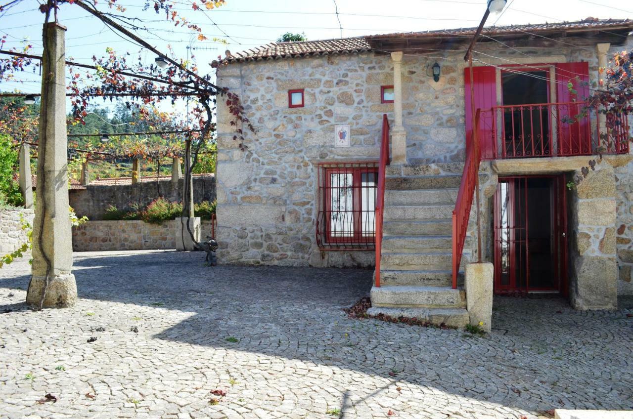 Casa Dos Namorados Vale de Cambra Exterior photo